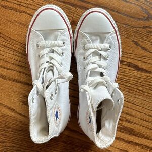 Converse White High-Top Sneakers Classic Design